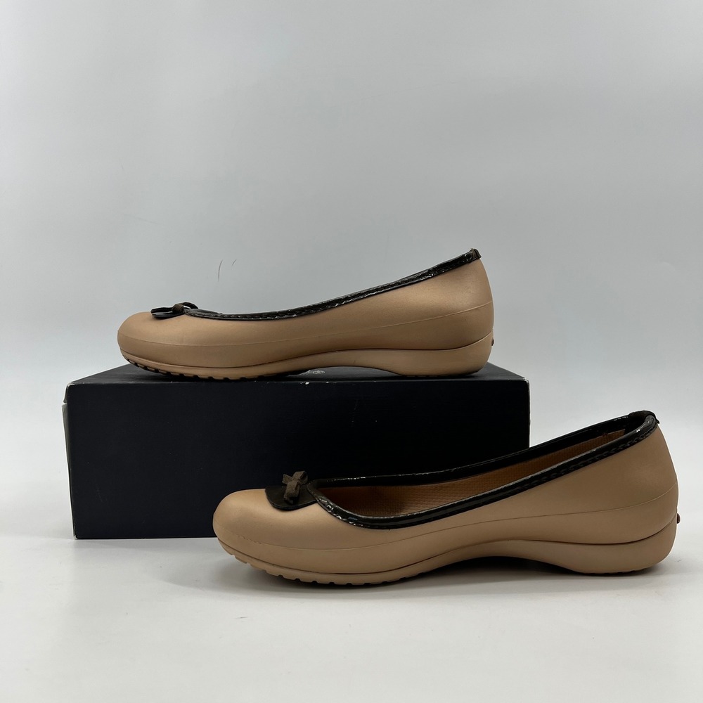 Crocs Olivia Ballet Flat Women 8 Tan Brown Bow Croslite Comfortable Slip On - Picture 2 of 10